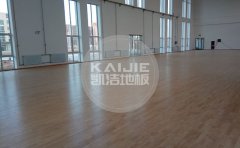 羽毛球館運(yùn)動(dòng)木地板有哪些優(yōu)點(diǎn)-羽毛球木地板